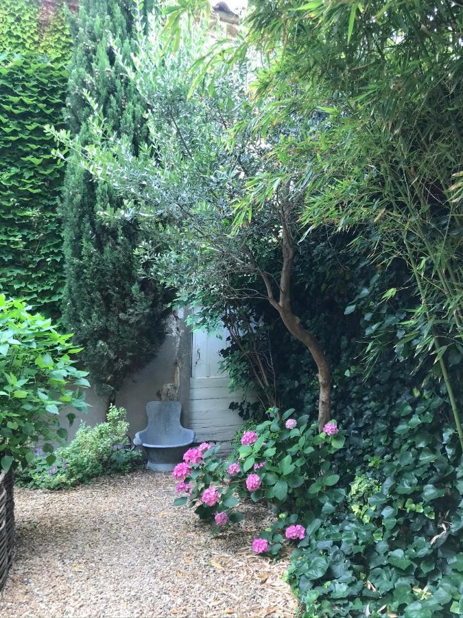 Le Logis Blanc Bed&Breakfast Coursan Εξωτερικό φωτογραφία